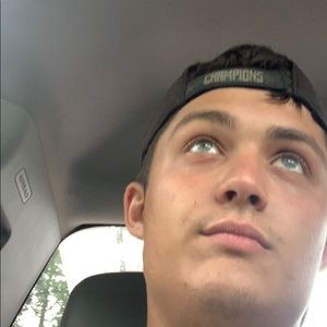 Meet your Posher, Nicholas